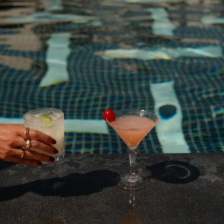 Radisson Blu Zaffron Resort, Santorini (Adults Only) Kamári エクステリア 写真