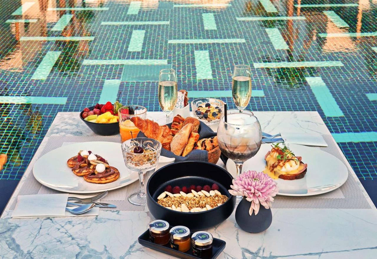 Radisson Blu Zaffron Resort, Santorini (Adults Only) Kamári エクステリア 写真