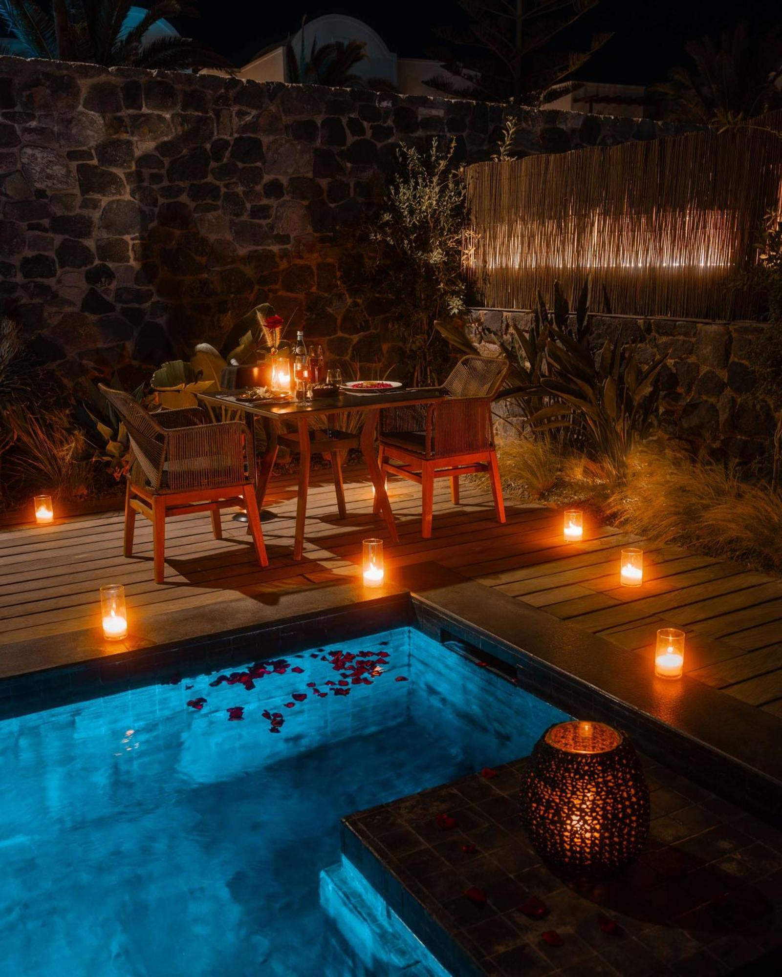 Radisson Blu Zaffron Resort, Santorini (Adults Only) Kamári エクステリア 写真